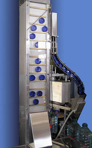 Machine closure MU 3 with a capacity of up to 10,000 bottles / hour — Photo 6