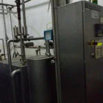 Sala de mezcla para la preparación de jugos y nectares de puré y concentrado antes de llenar, hacer Alfa Laval, incluyendo lavado CIP — 1999 — Foto 12