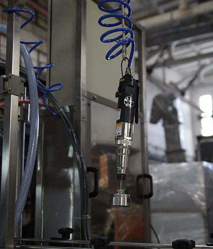 Machine closure MU 3 with a capacity of up to 10,000 bottles / hour — Photo 15