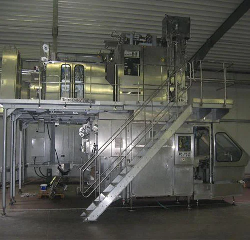 Асептическая линия розлива Tetra Pak TBA/8 производительностью 6 000 упак/час — Фото 1