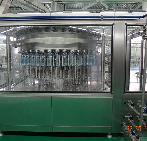 Триблоки ополаскивания-розлива-укупорки минеральной и питьевой газированной и не газированной воды и напитков в бутылку ПЭТ — Фото 2